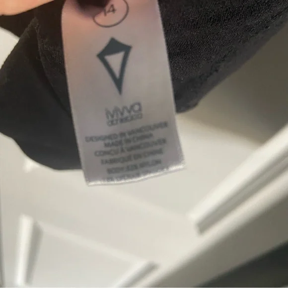 Ivivva by Lululemon Reversible Jacket - Picture 8 of 16